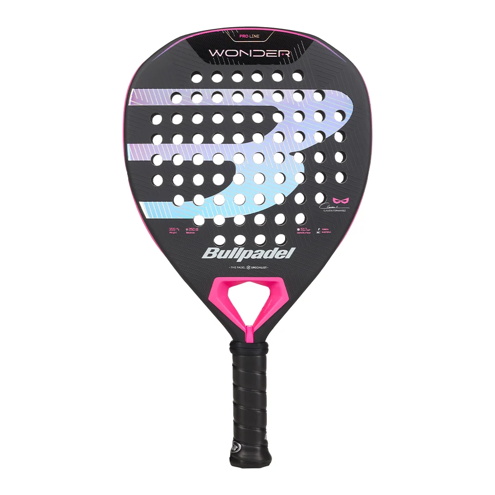 Bullpadel Wonder Claudia Fernandez padel racket